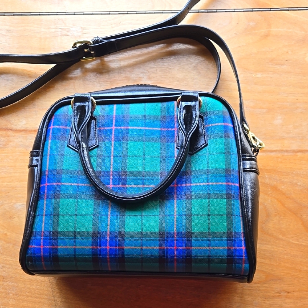 ARMSTRONG Clan Plaid Green and Black Women's Handbag